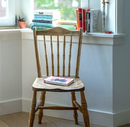 Tips for Creating a Cozy Reading Nook in Your Home