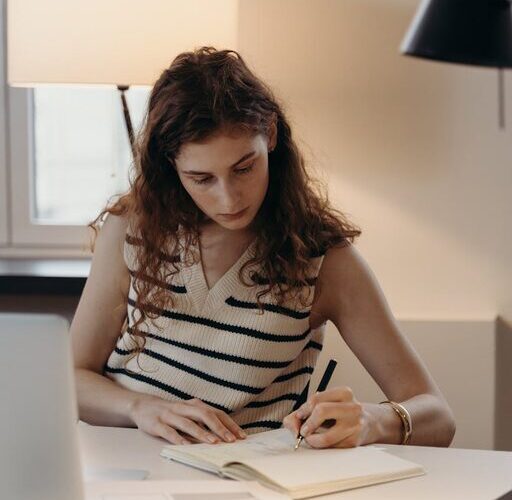 Tips for Creating a Relaxing Home Office Environment